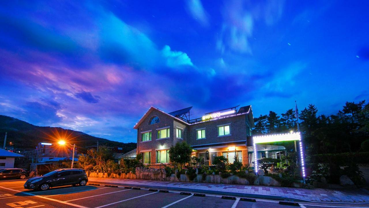 Samcheok Sol Beach Pension Exterior foto